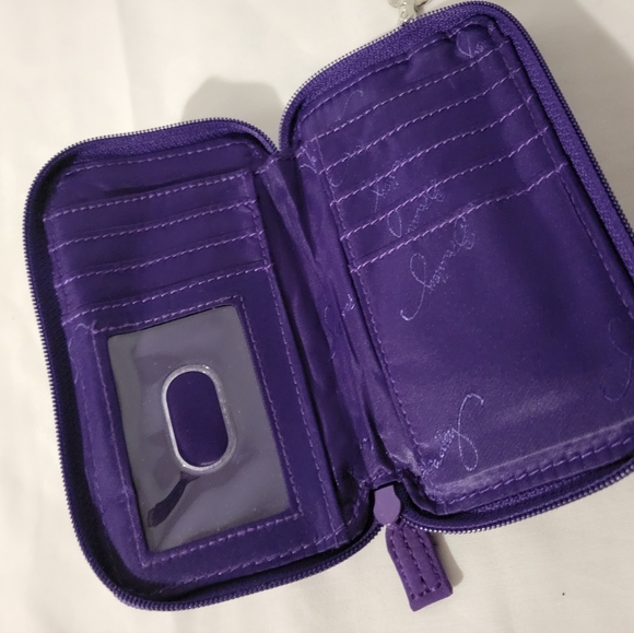 VERA BRADLEY MINI ZIP WRISTLET - Picture 2 of 5